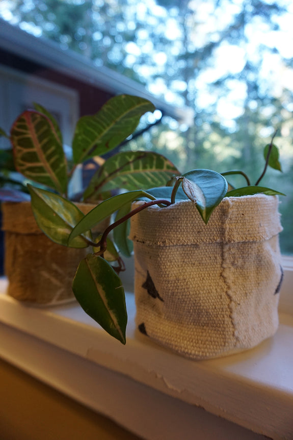 White Mudcloth Plant Holder