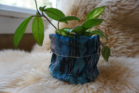 Guatemalan Plant Holder