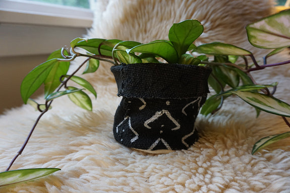 Black Mudcloth Plant Holder