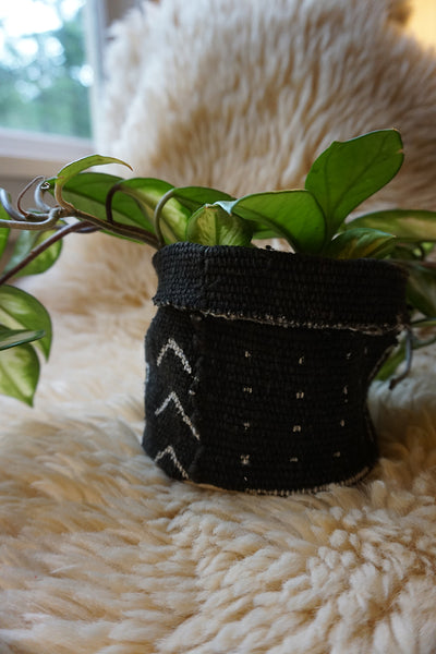 Black Mudcloth Plant Holder