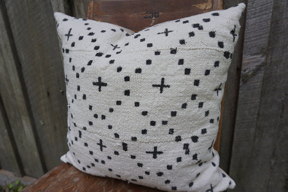 Siobhan - African Mudcloth Pillow