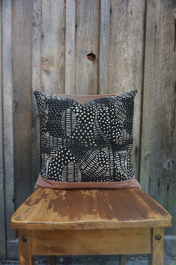 Vesta - African Mudcloth with Linen Pillow