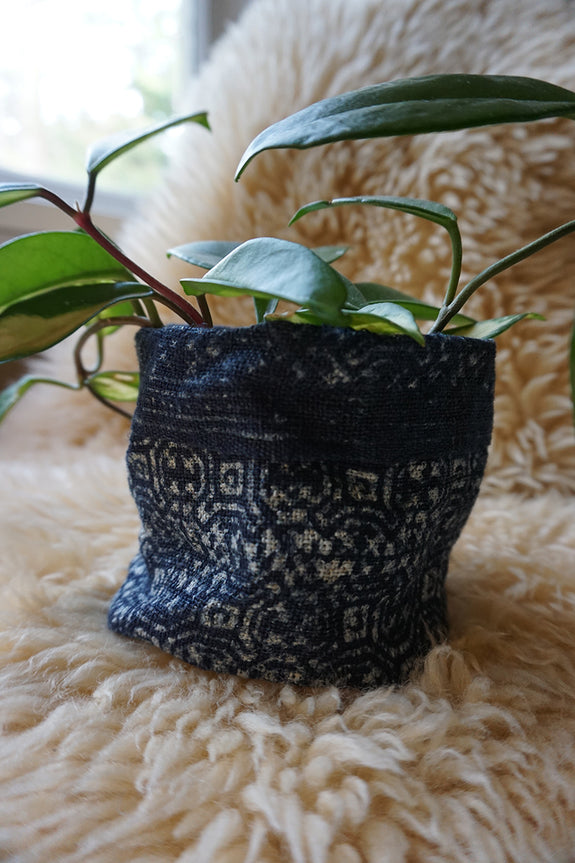 Hmong Hilltribe Indigo Plant Holder